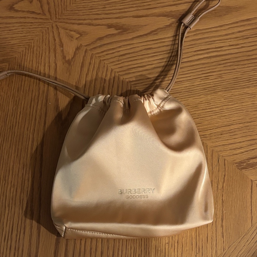 Burberry Drawstring jewelry/Cosmetic Bag NEW